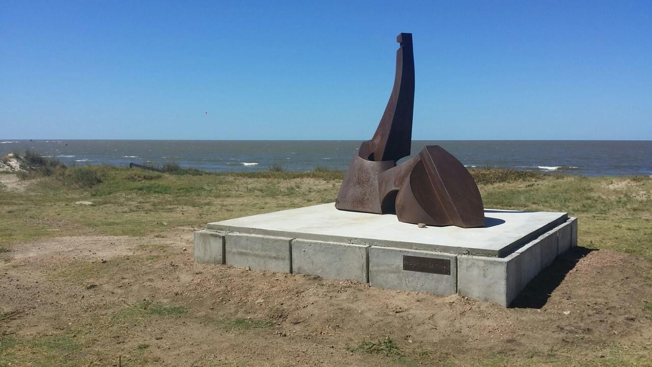 La Quimera A Pasos De La Playa Atlántida 外观 照片